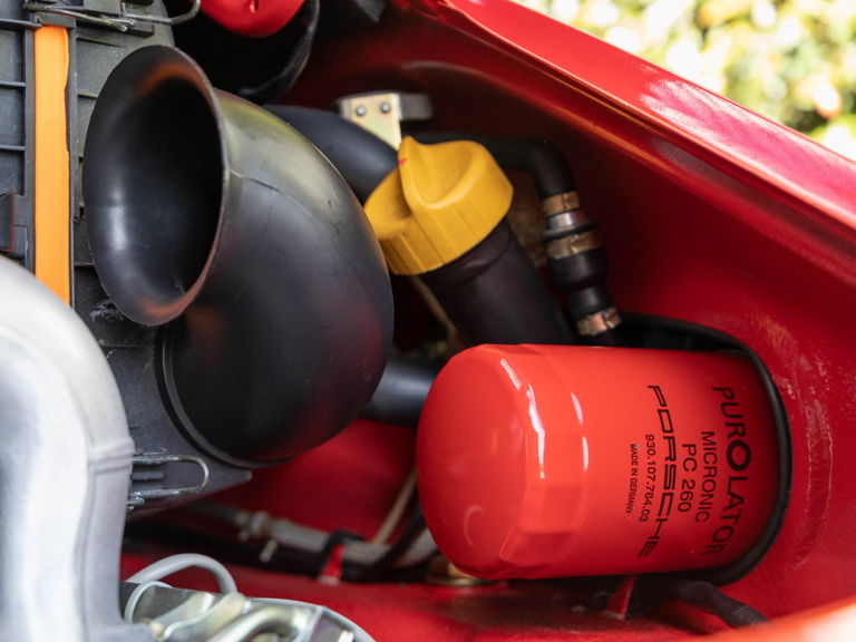 Porsche 911 Carrera 3.2 Speedster (US)