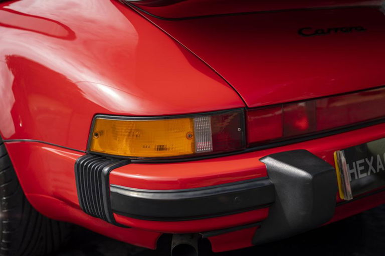 Porsche 911 Carrera 3.2