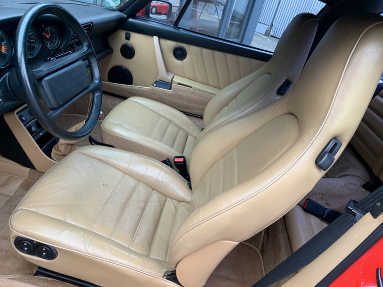 Porsche 911 Carrera 3.2