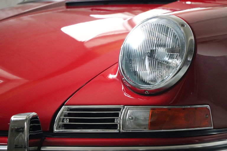 Porsche 911 S (F-Modell)