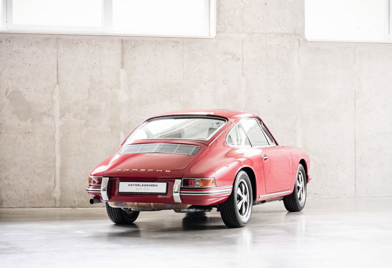 Porsche 911 S (F-Modell)