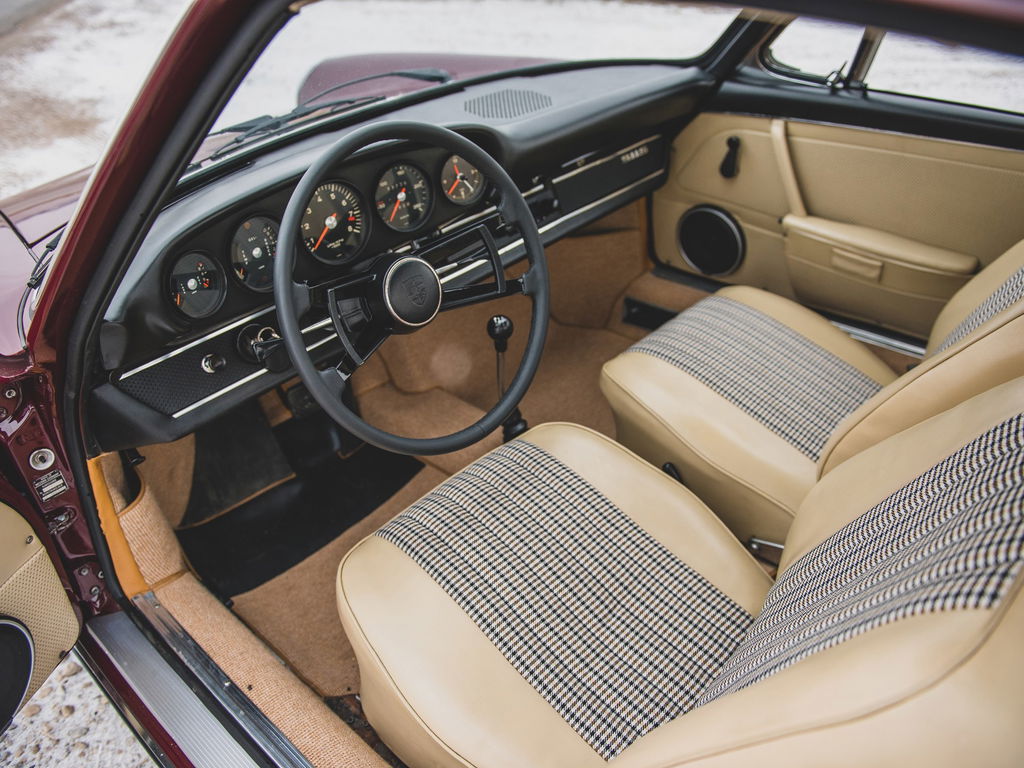 Porsche 911 S (F-Modell)