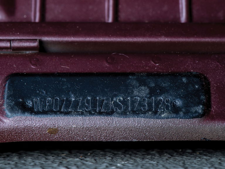 Porsche 911 Carrera 3.2 Speedster (US)