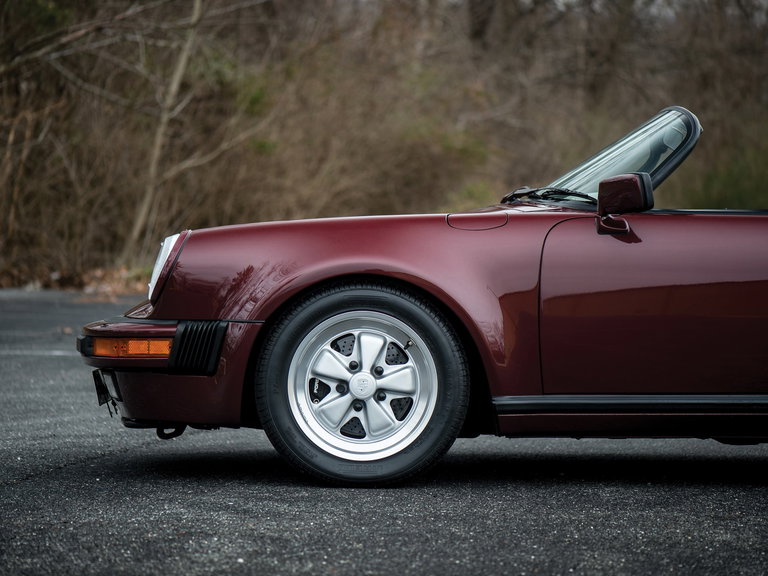 Porsche 911 Carrera 3.2 Speedster (US)