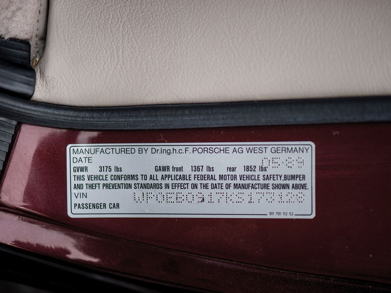 Porsche 911 Carrera 3.2 Speedster (US)