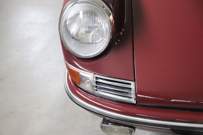 Porsche 911 T