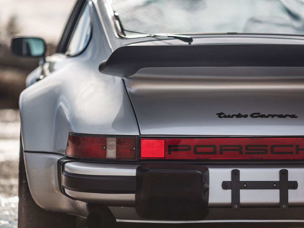 Porsche 911 Turbo 3.0 (US)