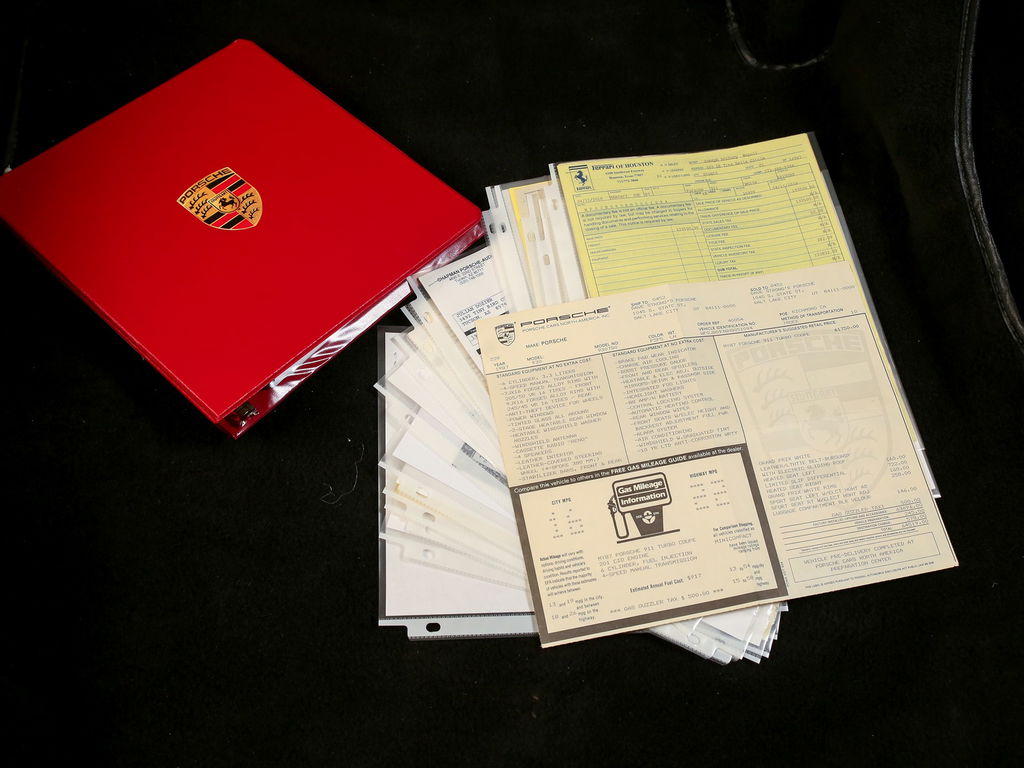 Porsche 911 Turbo 3.3 (US)