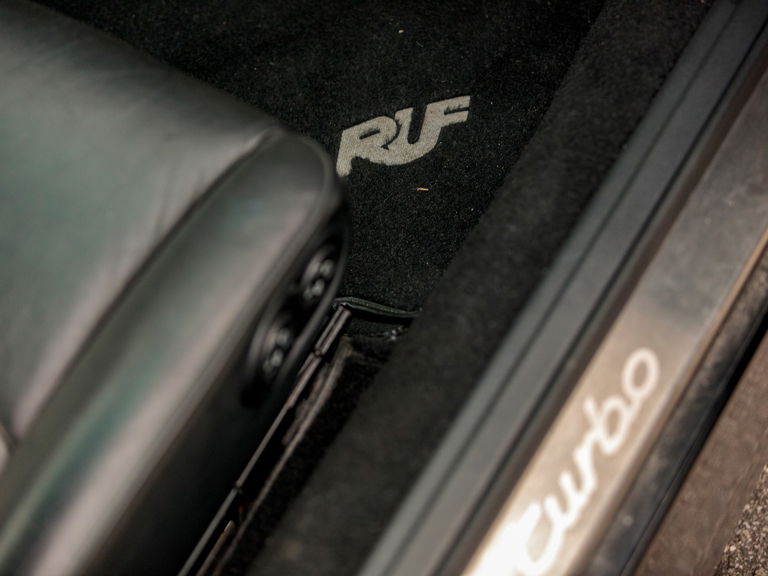 Porsche RUF Turbo R