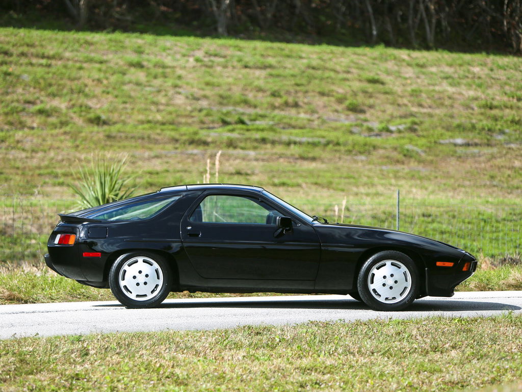 Porsche 928 S