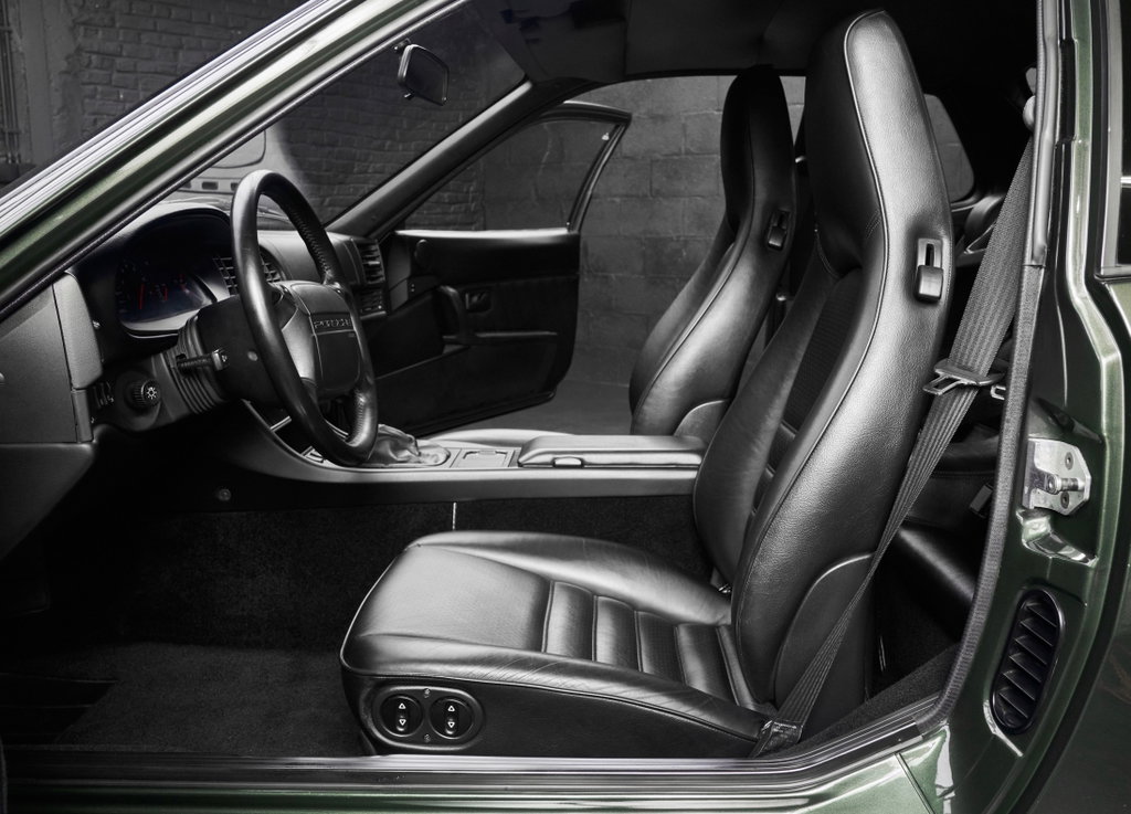 Porsche 968