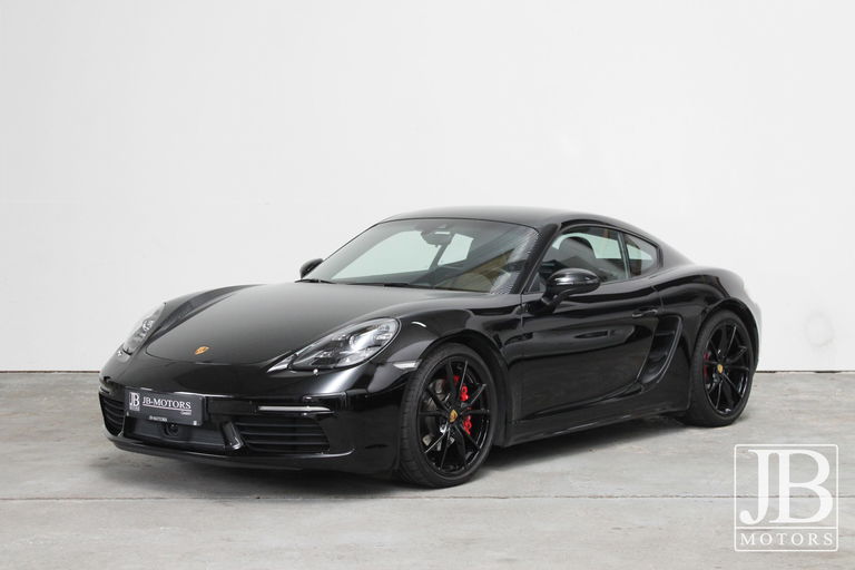 Porsche 718 Cayman S