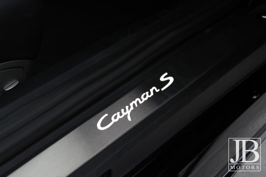 Porsche 718 Cayman S