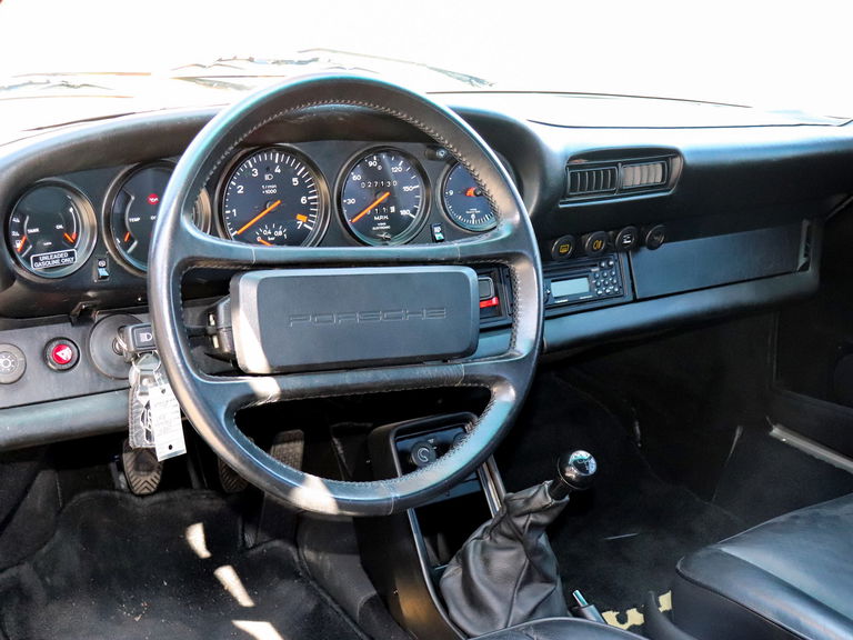 Porsche 911 Turbo 3.3