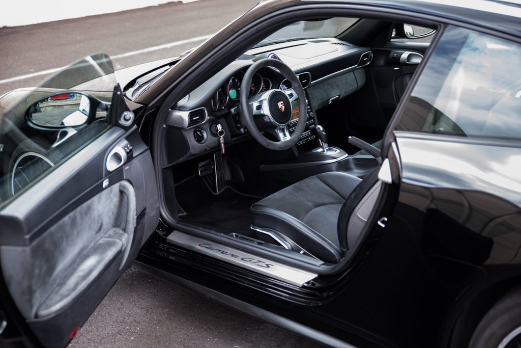 Porsche 997.2 Carrera GTS