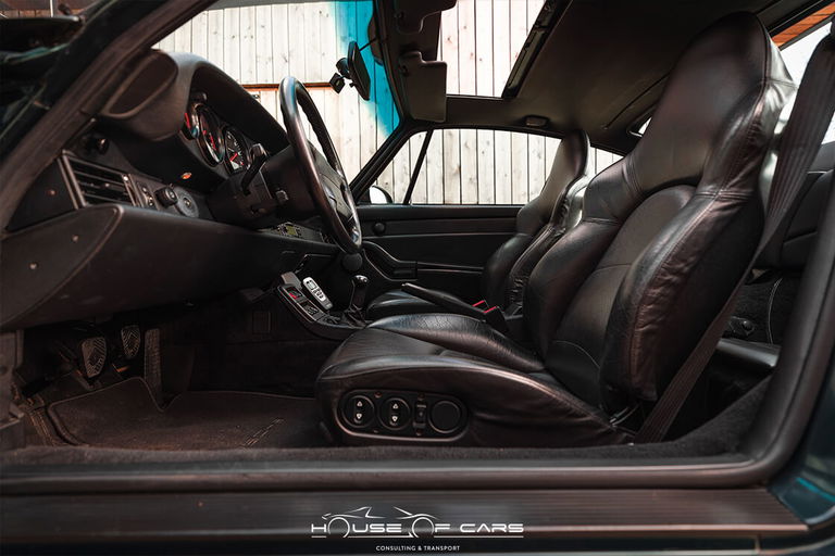 Porsche 993 Carrera 4S