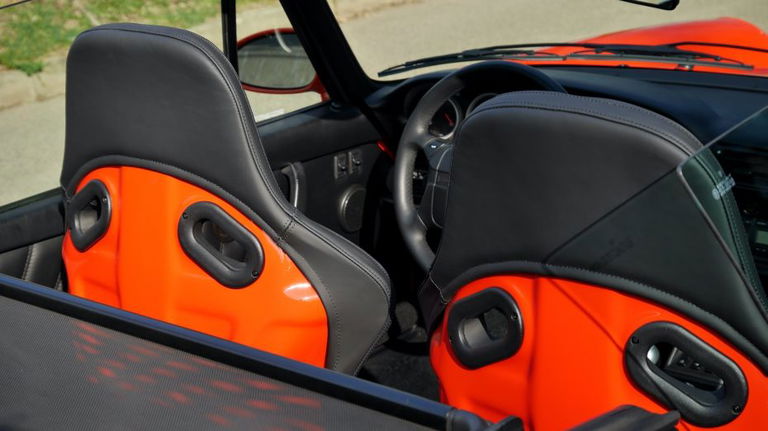 Porsche 964 Carrera 2 Cabrio WTL