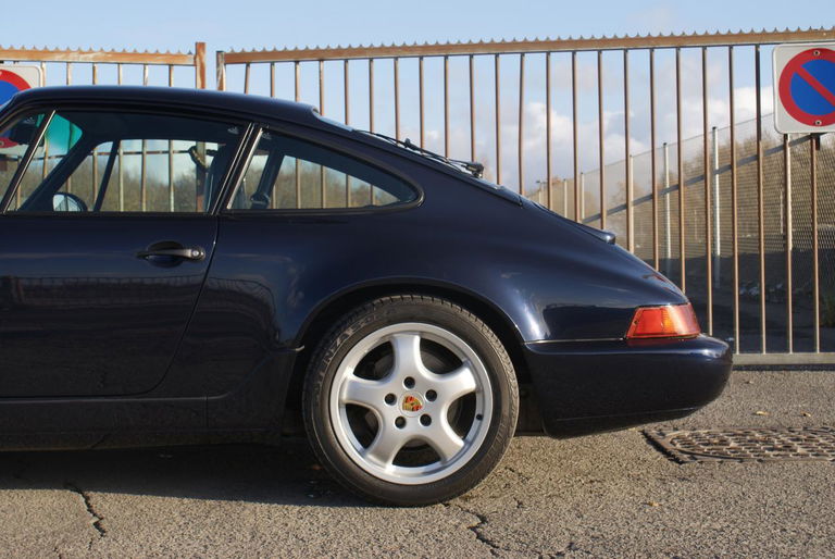 Porsche 964 Carrera 2
