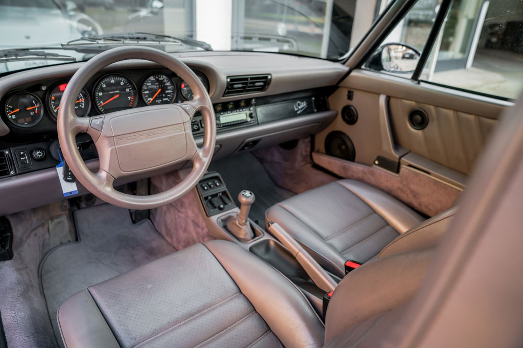 Porsche 964 Carrera 4