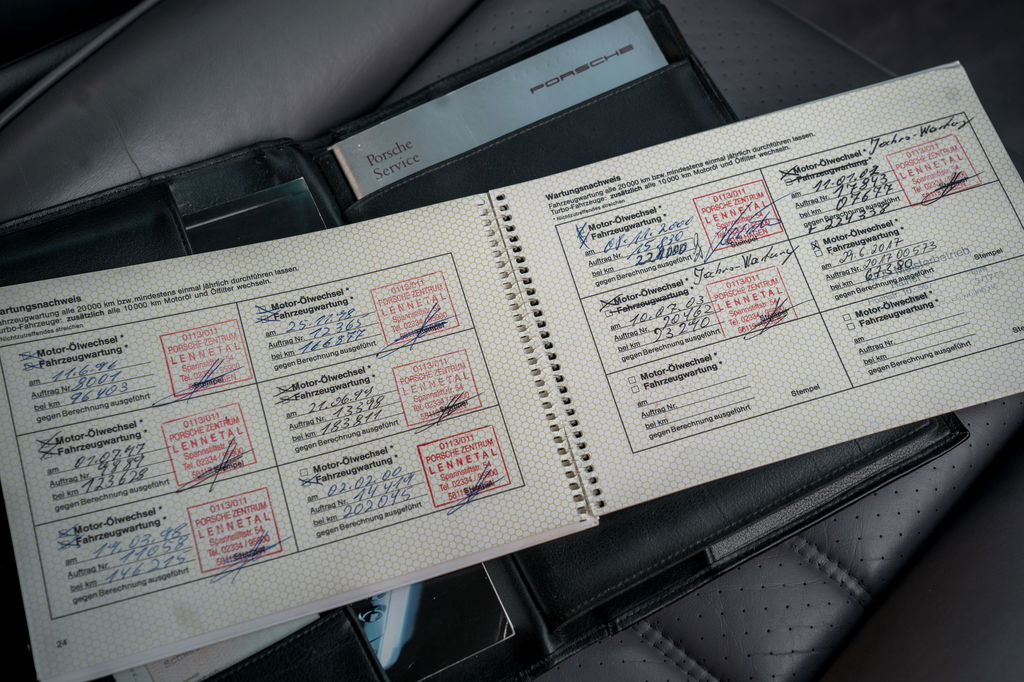 Porsche 964 Carrera 4