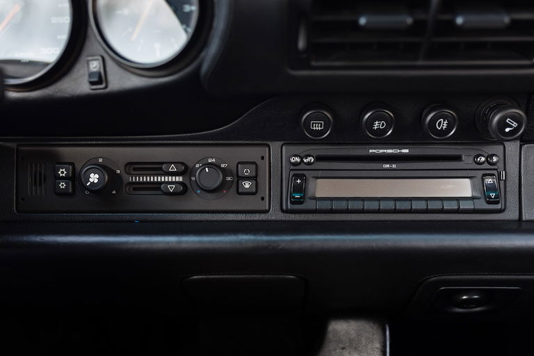 Porsche 993 Carrera 4S