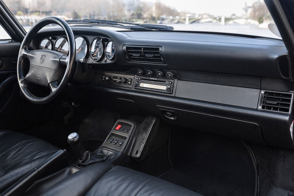 Porsche 993 Carrera 4S