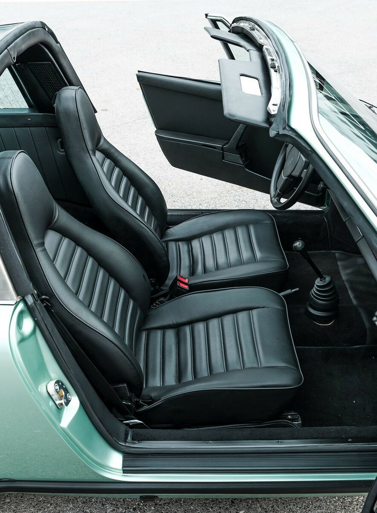 Porsche 911 Carrera 2,7