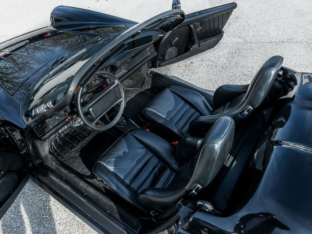 Porsche 911 Carrera 3.2 Speedster