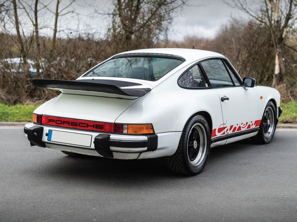 Porsche 911 Carrera 3.2