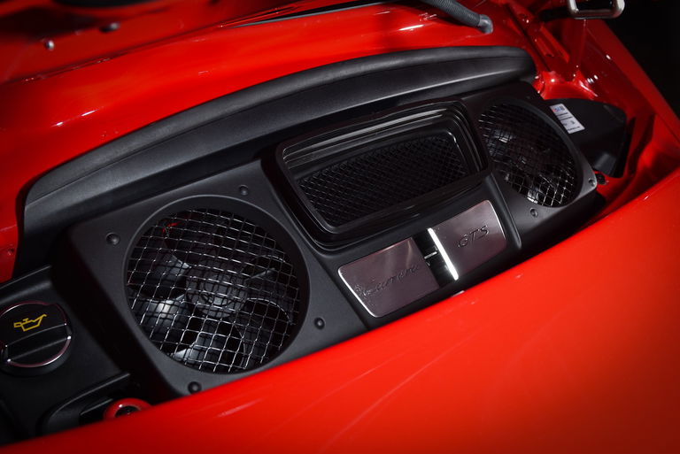 Porsche 991 Carrera GTS