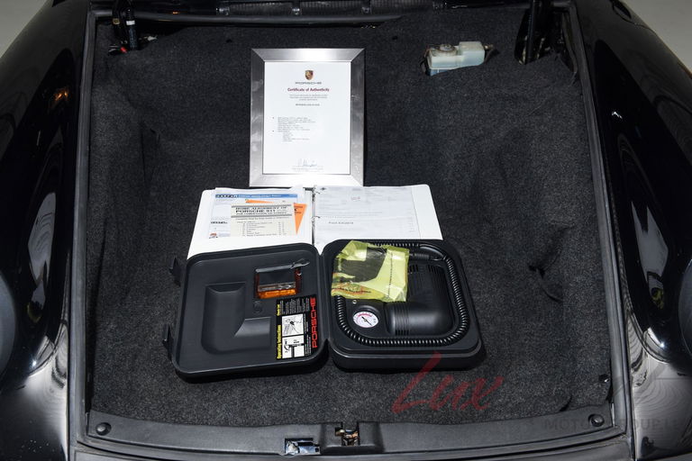 Porsche 911 Carrera 3.2 (US)