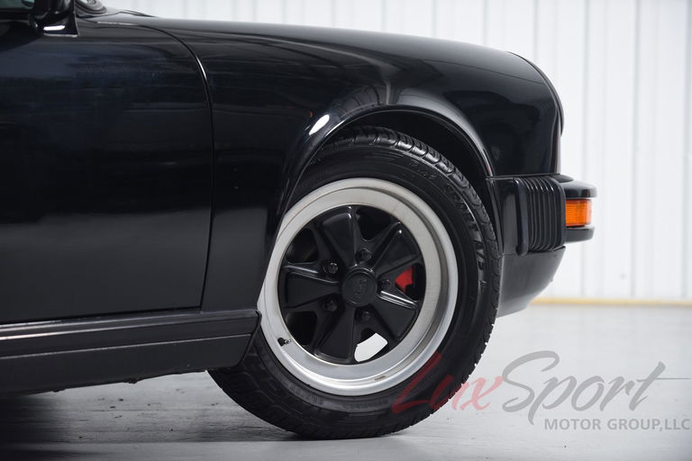 Porsche 911 Carrera 3.2 (US)