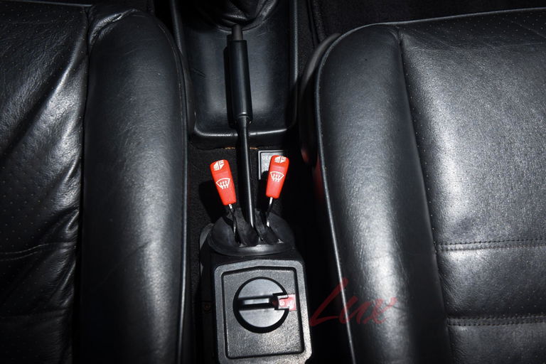 Porsche 911 Carrera 3.2 (US)