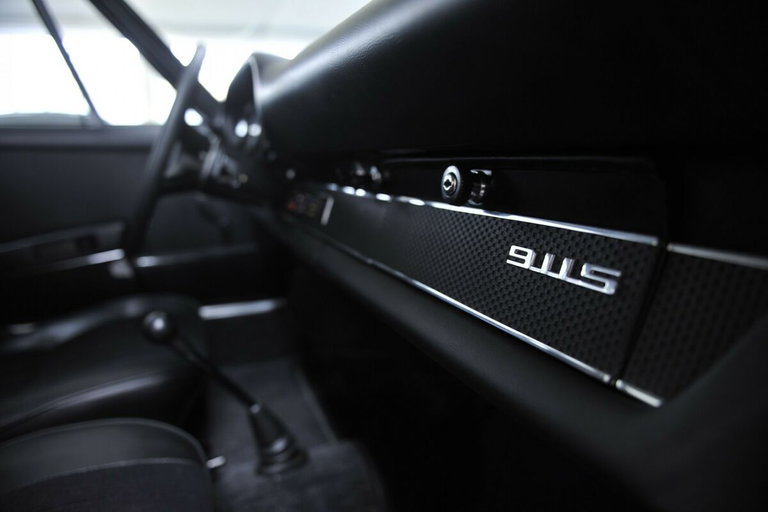 Porsche 911 S (F-Modell)