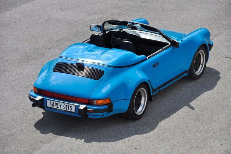 Porsche 911 Carrera 3.2 Speedster