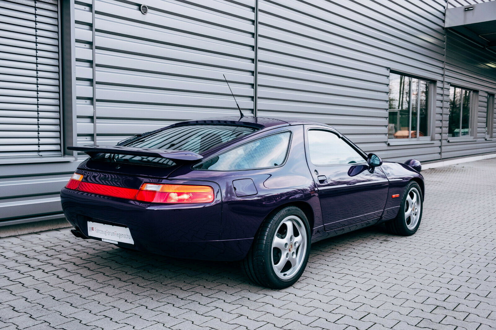 Porsche 928 GTS