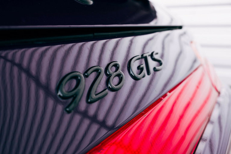 Porsche 928 GTS
