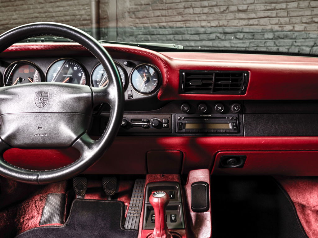 Porsche 993 Carrera 4S