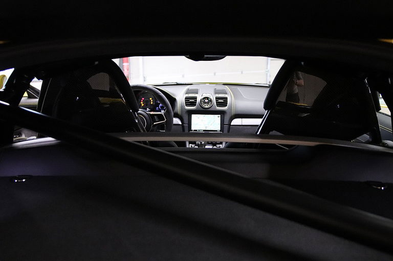 Porsche 981 Cayman GT4