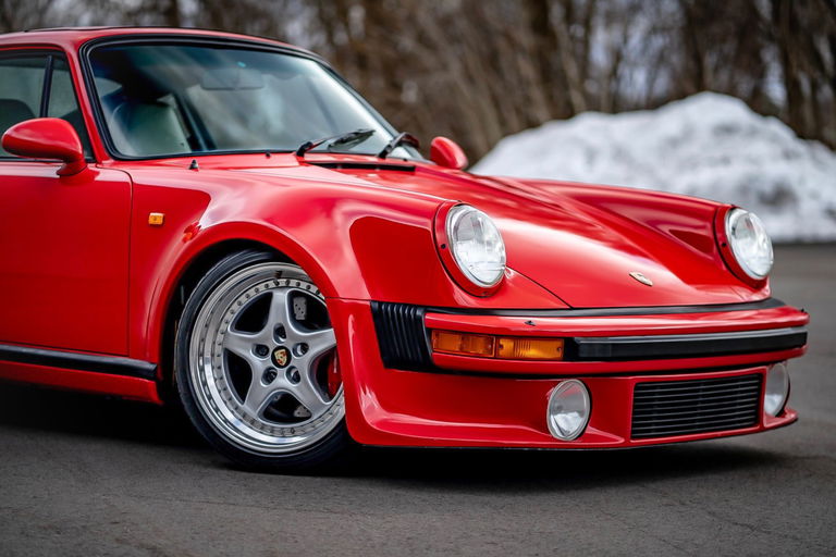 Porsche 911 Turbo 3.3