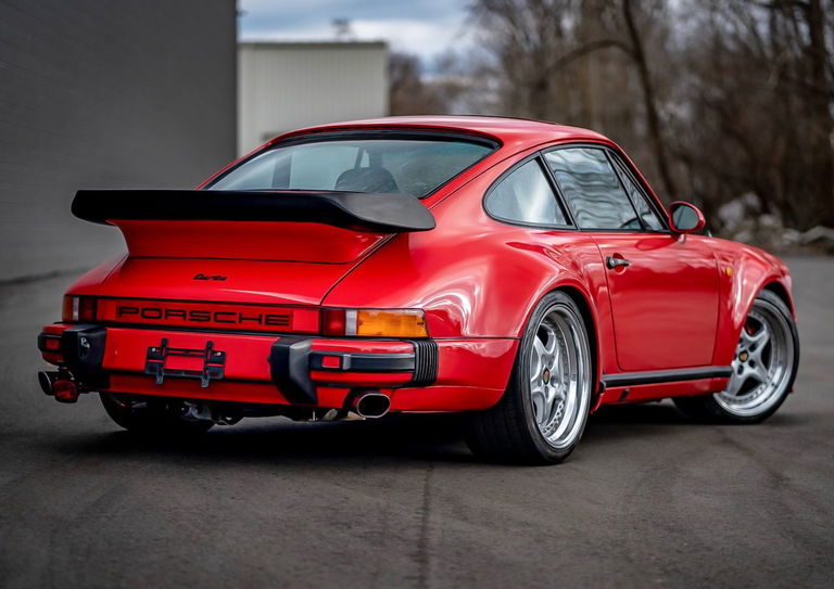 Porsche 911 Turbo 3.3