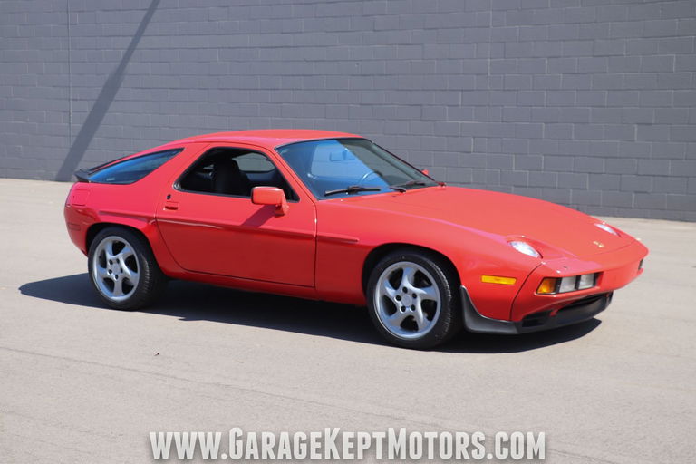 Porsche 928 S