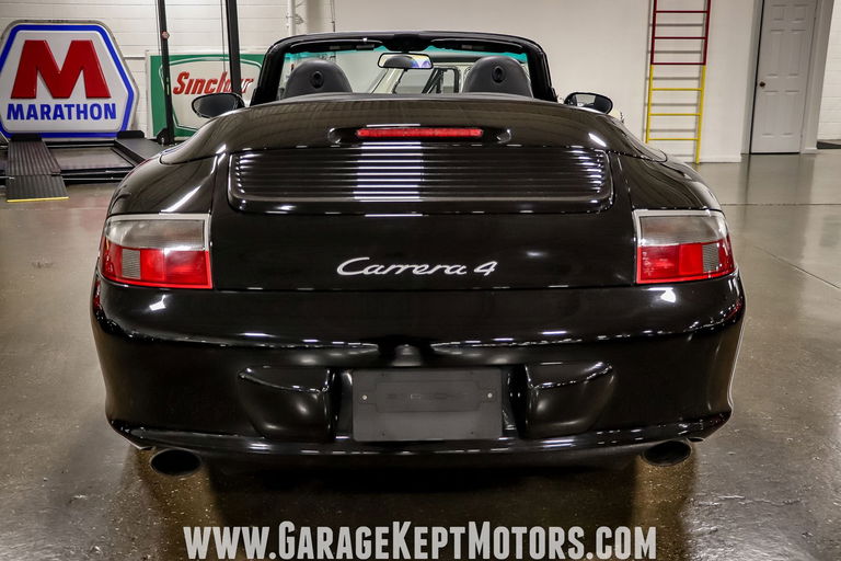 Porsche 996 Carrera 4
