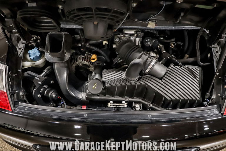 Porsche 996 Carrera 4