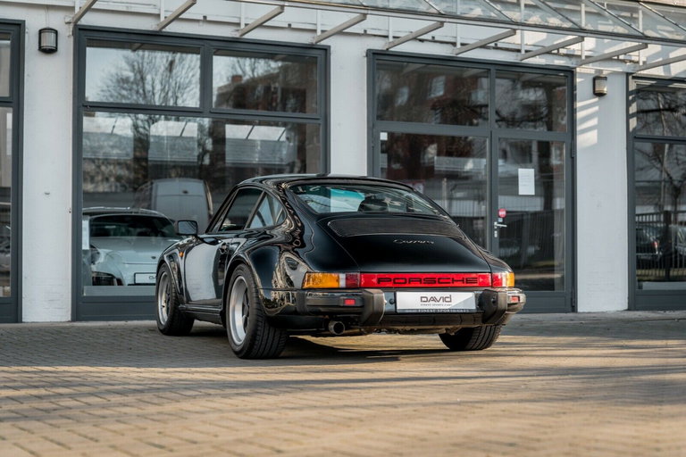 Porsche 911 Carrera 3.2 WTL