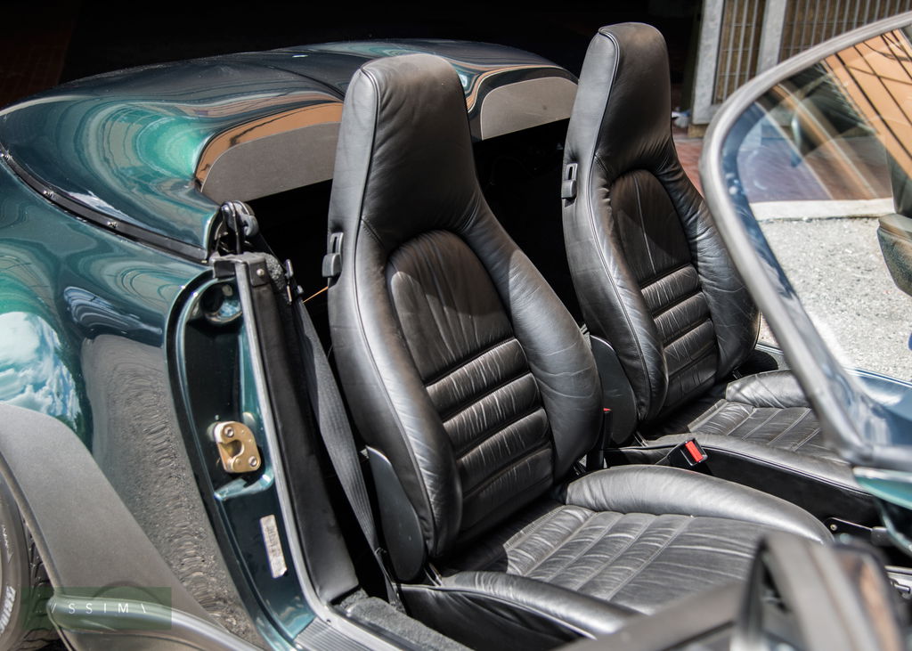 Porsche 911 Carrera 3.2 Speedster