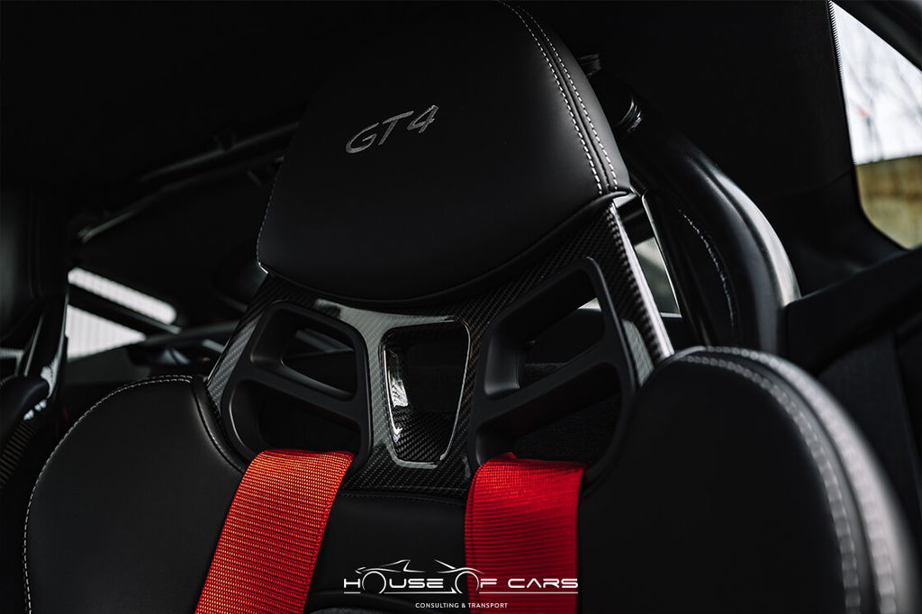 Porsche 981 Cayman GT4