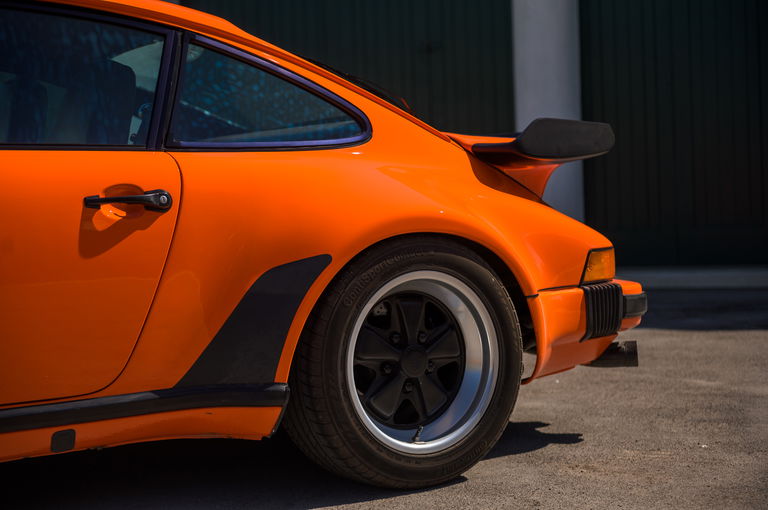 Porsche 911 Turbo 3.3