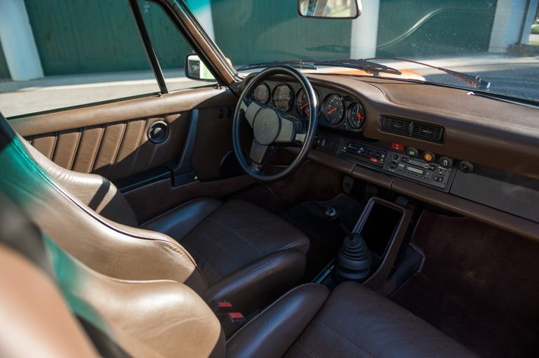 Porsche 911 Turbo 3.3