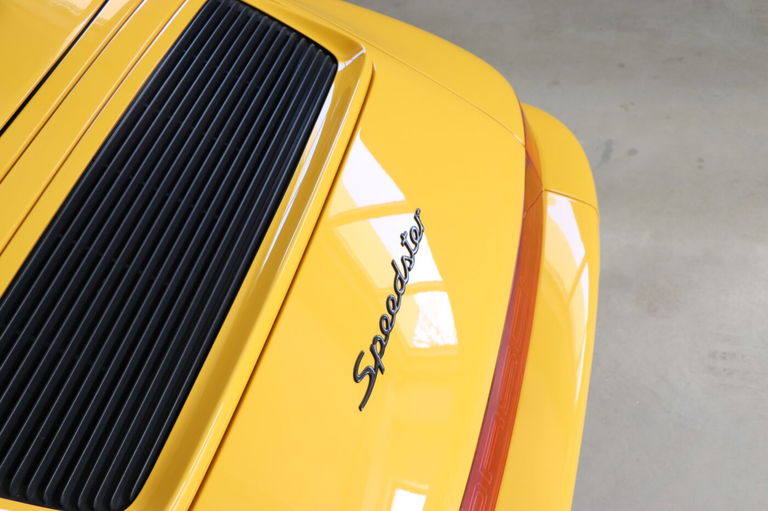 Porsche 964 Carrera 2 Speedster